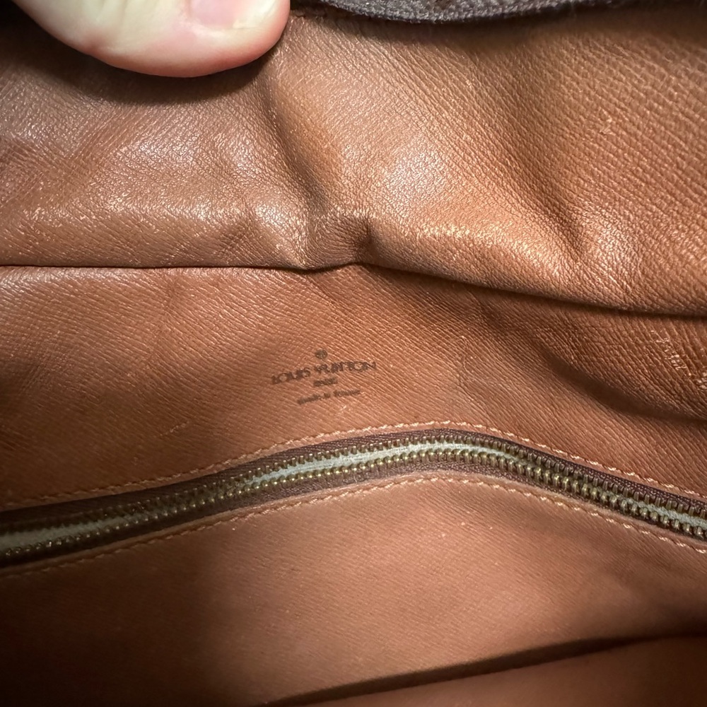 Louis Vuitton Monogram Shoulder Bag with Fringe in Brown and Tan - Picture 4 of 6